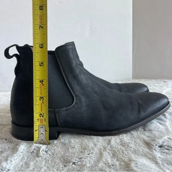 Vince Men's Black Leather Chelsea BootsSize 8.5 Made In Italy